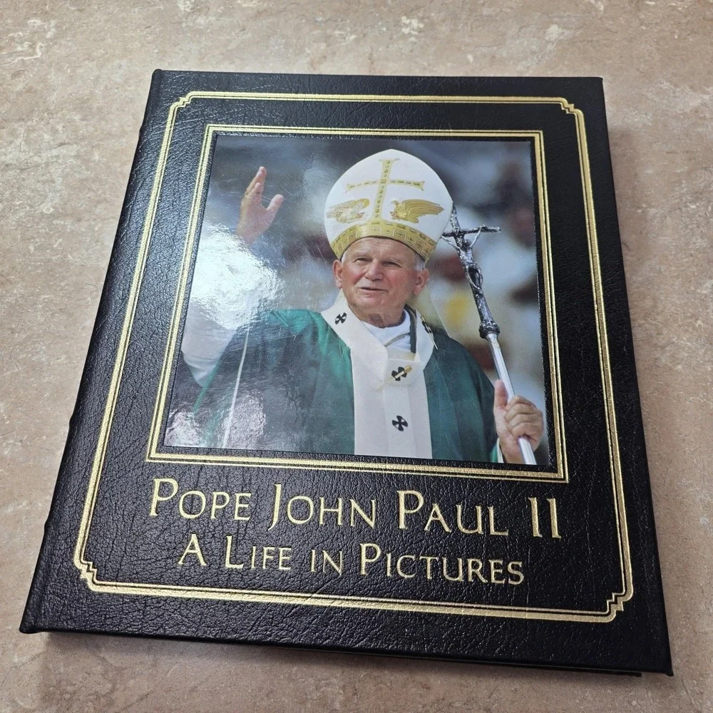 Pope‎ John Paul II A Life In Pictures Dherbier Verlhac HC Black Leather Taunton
